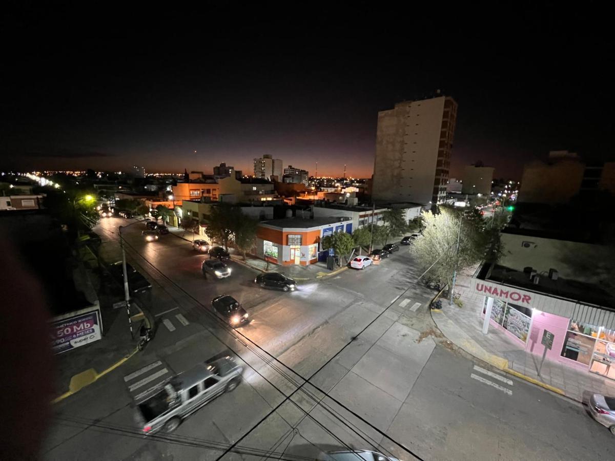Apart Trelew 5 Luaran gambar