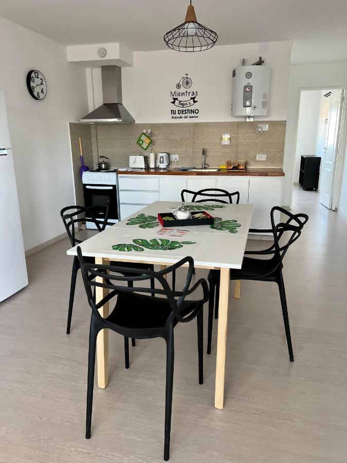 Apart Trelew 5 Luaran gambar