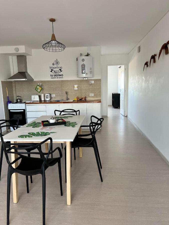 Apart Trelew 5 Luaran gambar
