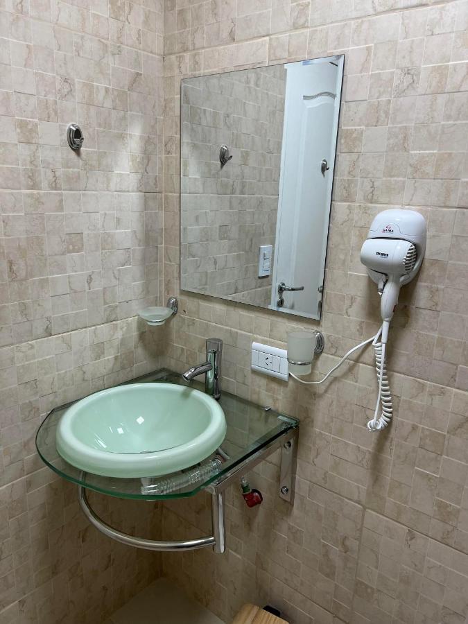 Apart Trelew 5 Luaran gambar