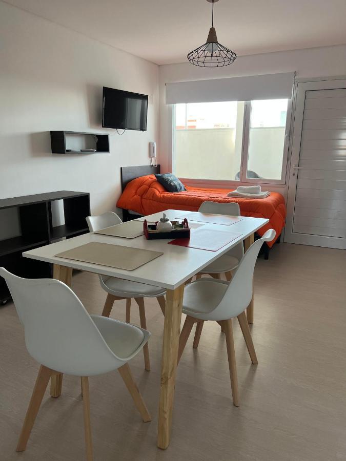 Apart Trelew 5 Luaran gambar